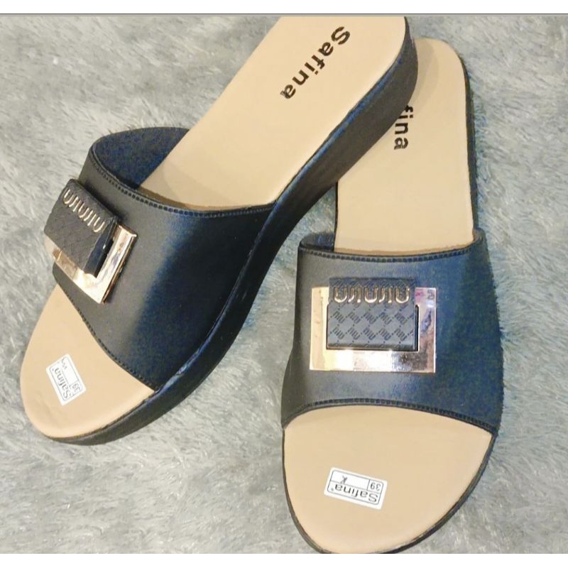 SANDAL, SANDAL FASHION, SANDAL WANITA, SANDAL JALAN, SANDAL TAPLAK RENDAH, SANDAL FASHION KEKINIAN, 