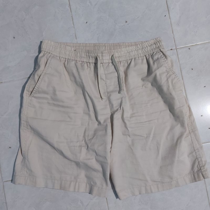 celana pendek top ten second