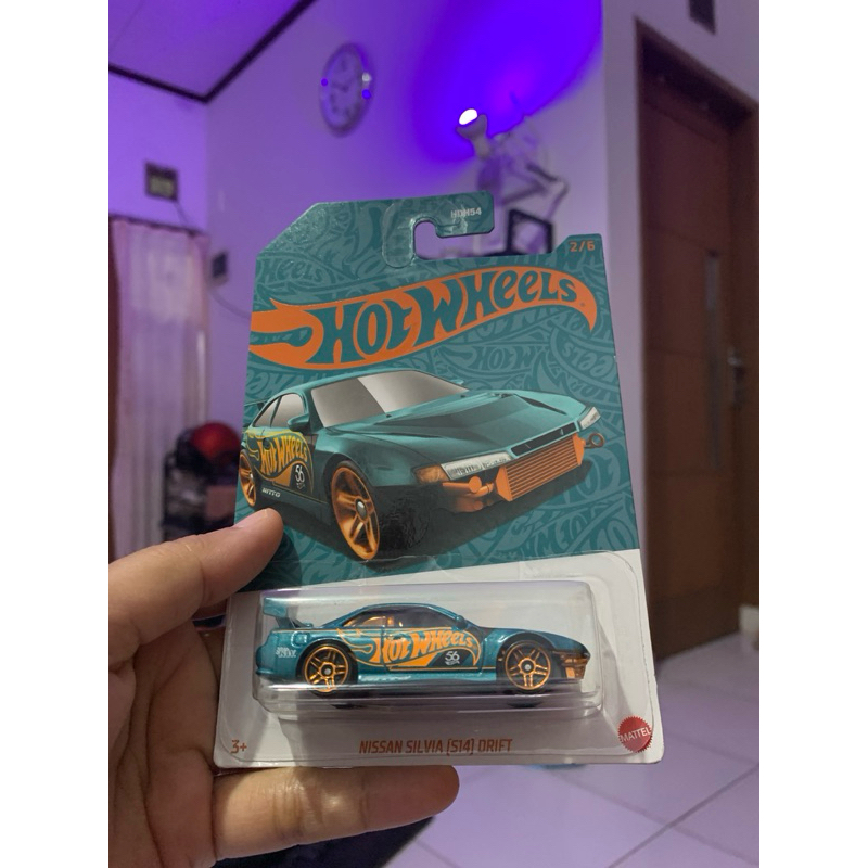 Hot Wheels Nissan Silvia (S14) Drift