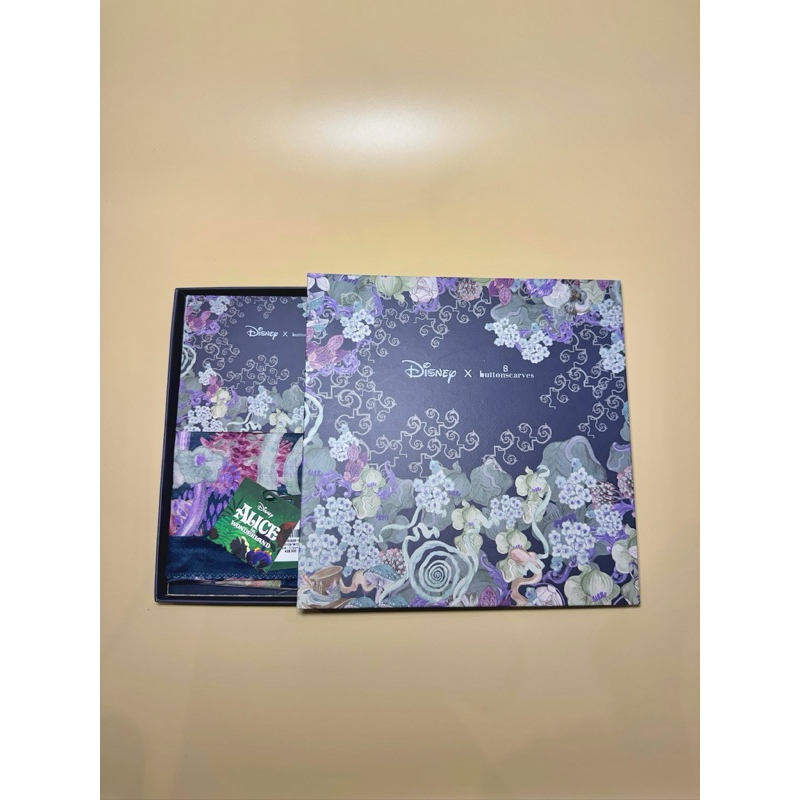 BUTTONSCARVES ALICE IN WONDERLAND CROWN BLUE