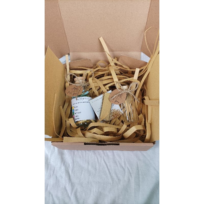 

[KOSMOSOFIK] Hampers Jar Of Qur'an Vintage Limited Edition