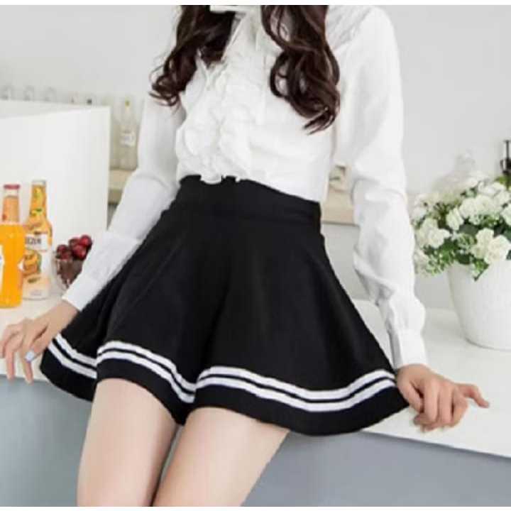 " Intan Fashion " Rok Mini List Hitam Putih Korea Style / Mini Skrit Flare Rok Olahraga Wanita