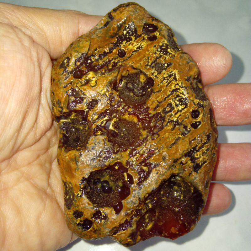 Original Batu Permata Bacan Obi Merah Redish Kristal Giwang Bentuk Unik Asli Maluku