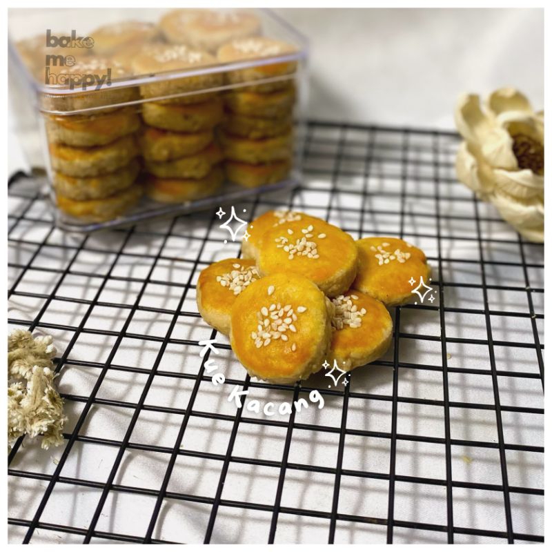 

Kue Kacang Spesial Homemade | Kue Lebaran | Kue Natal | Hampers | Hadiah Ulang Tahun