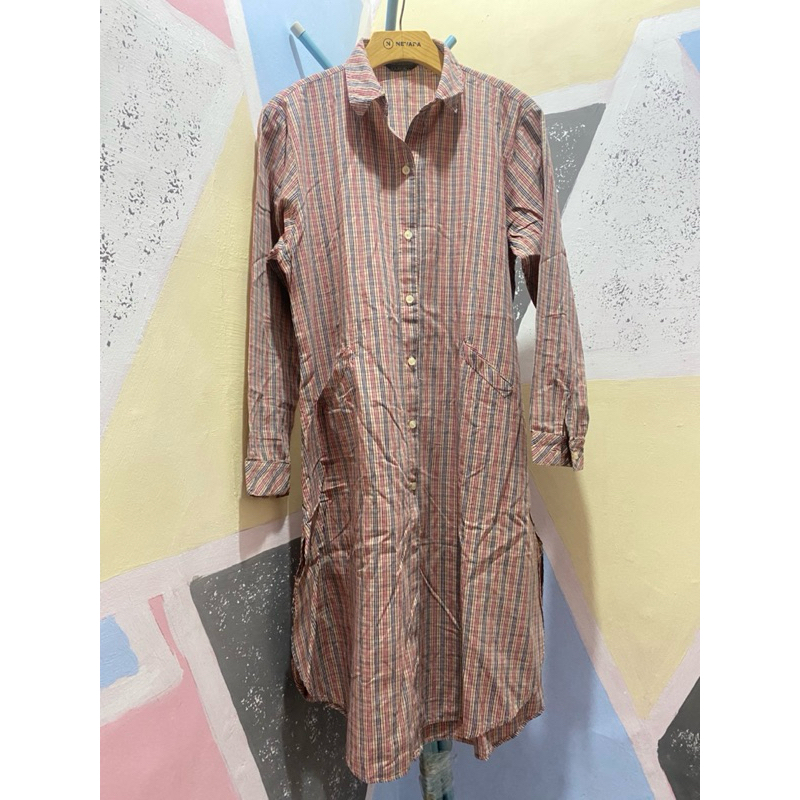 kemeja tunik kotak-kotak saku depan (preloved)