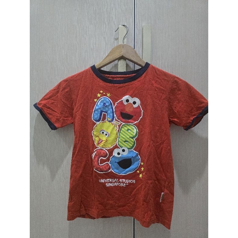 Preloved kaos anak Universal Studio Singapore sz M