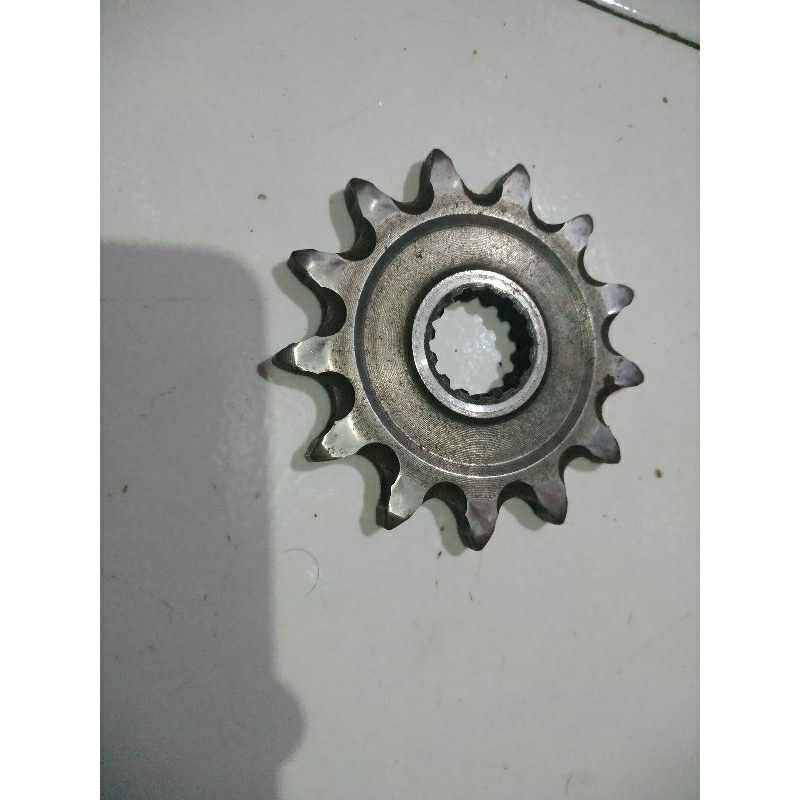 Gir depan YZ125 13T 520