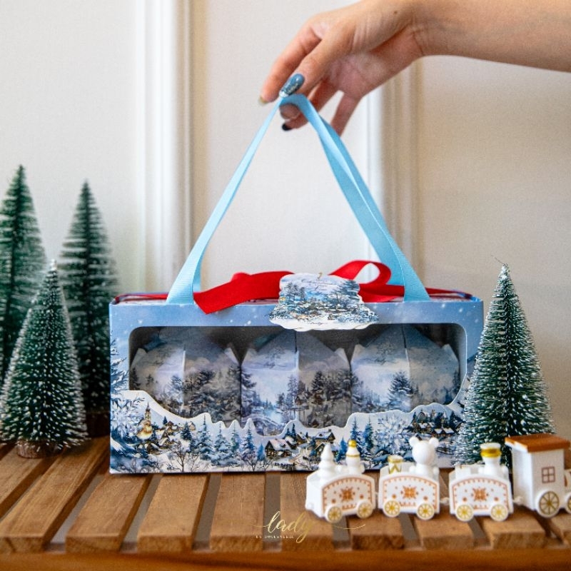 

Beneath The Snow - Lady la Boulangere Christmas Hampers / Hampers Natal / Hampers Tahun Baru