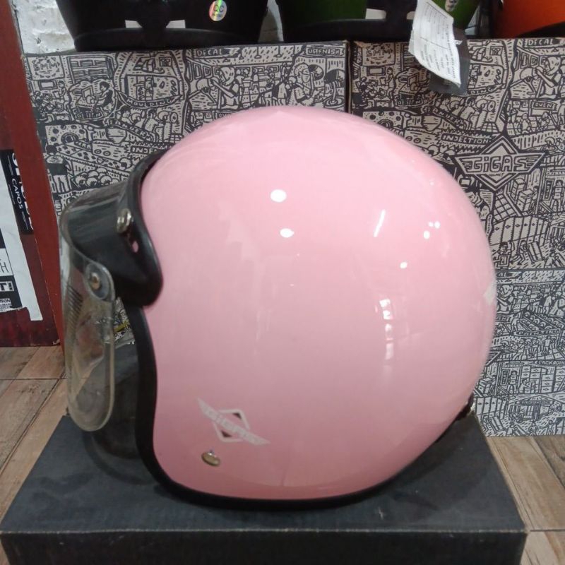 HELM GIGAS RETRO CLASIC