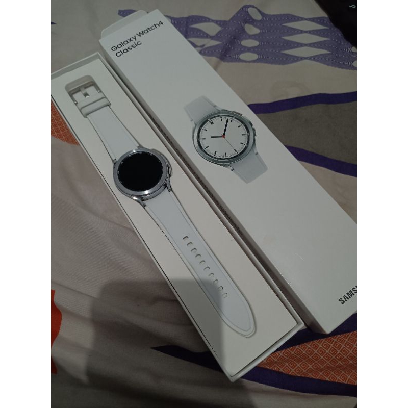 SAMSUNG GALAXY WATCH CLASSIC 4