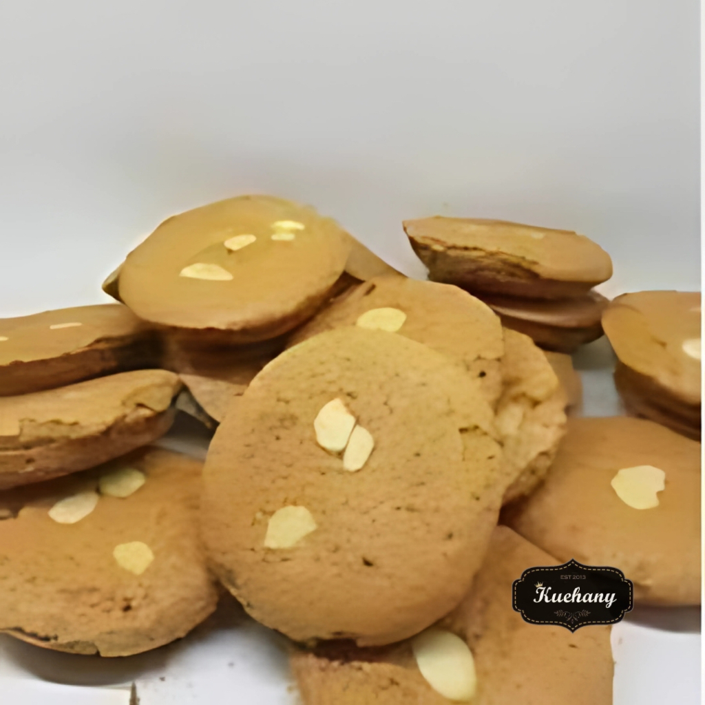 

KUE BOLU KERING MOCCA ALMOND ISI 250 GRAM / Bolu moka / Bolu rasa mocca /TERLARIS / MANIS