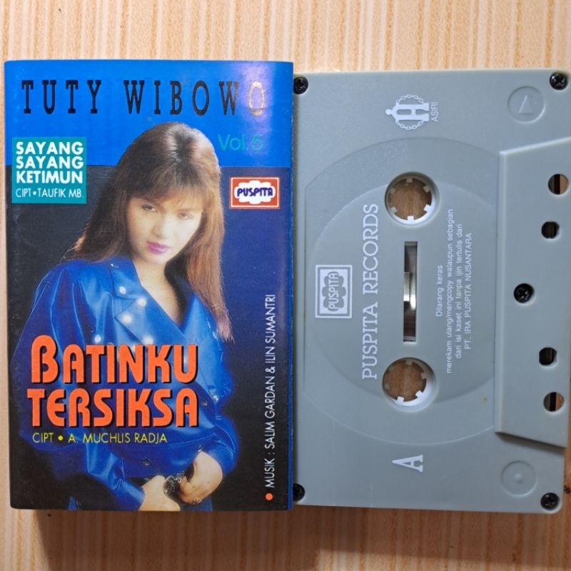 Kaset Dangdut Tuty Wibowo Album Batinku Tersiksa