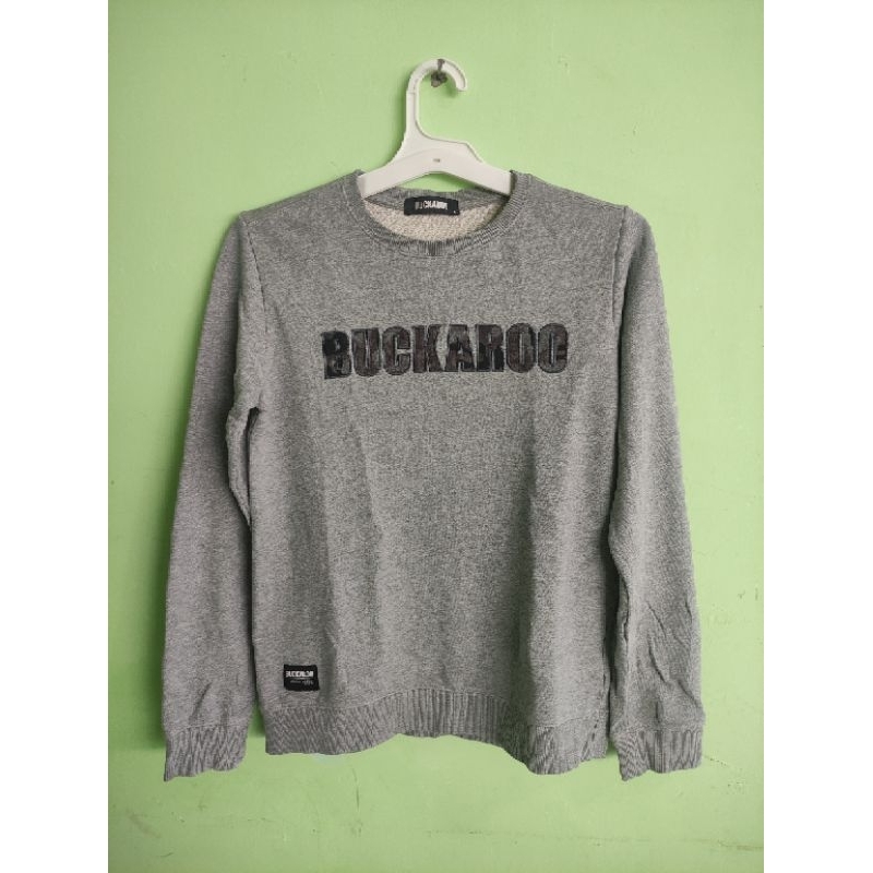 crewneck buckaroo