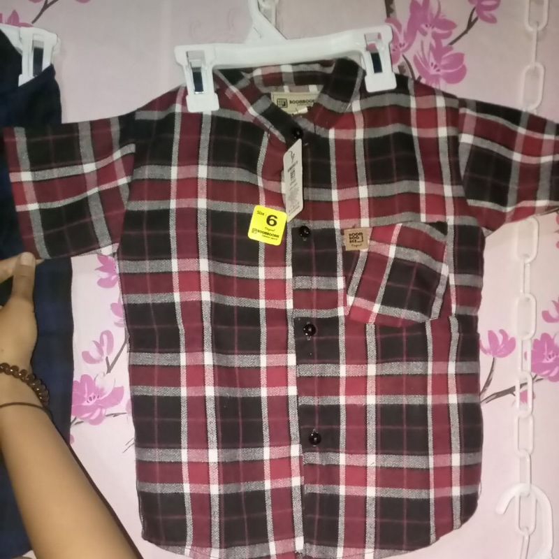 kemeja flanel laki laki , kancing sanghai