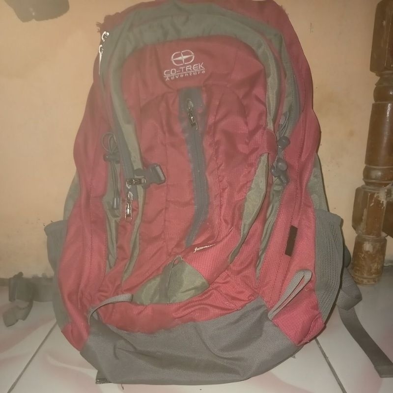 Daypack Co Trek 40L second