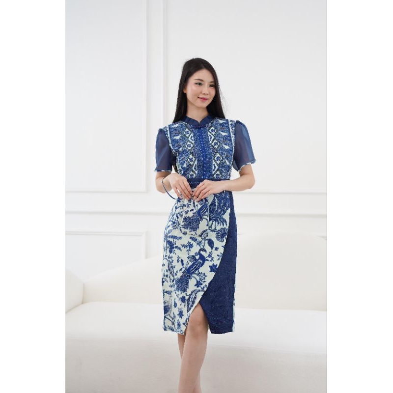 Karina Qipao Dress Batik