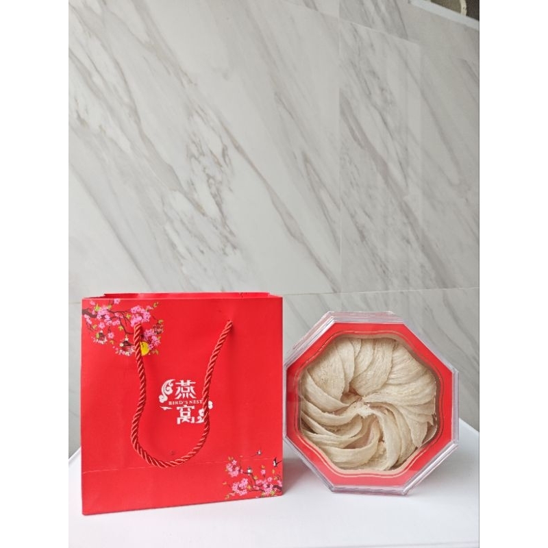 

HAMPERS SARANG BURUNG WALET ASLI 100 GRAM LIANGXIN HADIAH GIFT IMLEK 2025 KEBERSIHAN TINGGI KUALITAS EKSPOR