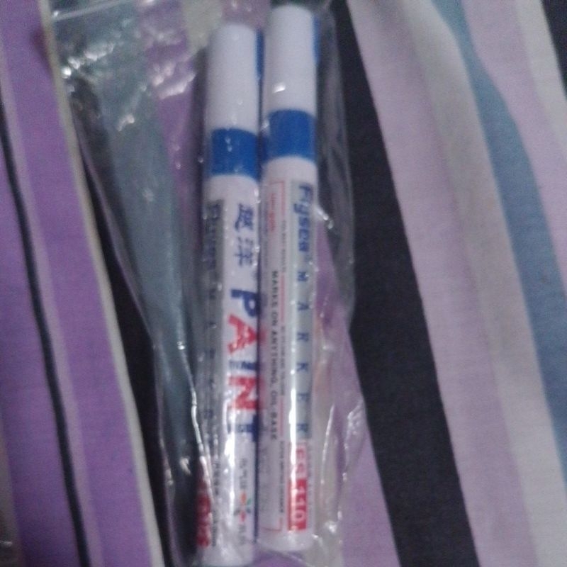 

Spidol ban mobil warna biru