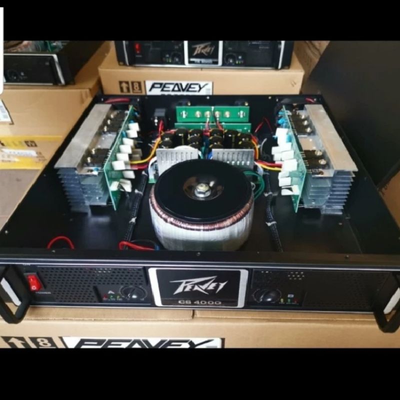 Power amplifier Peavey CS 4000 ampli cs4000