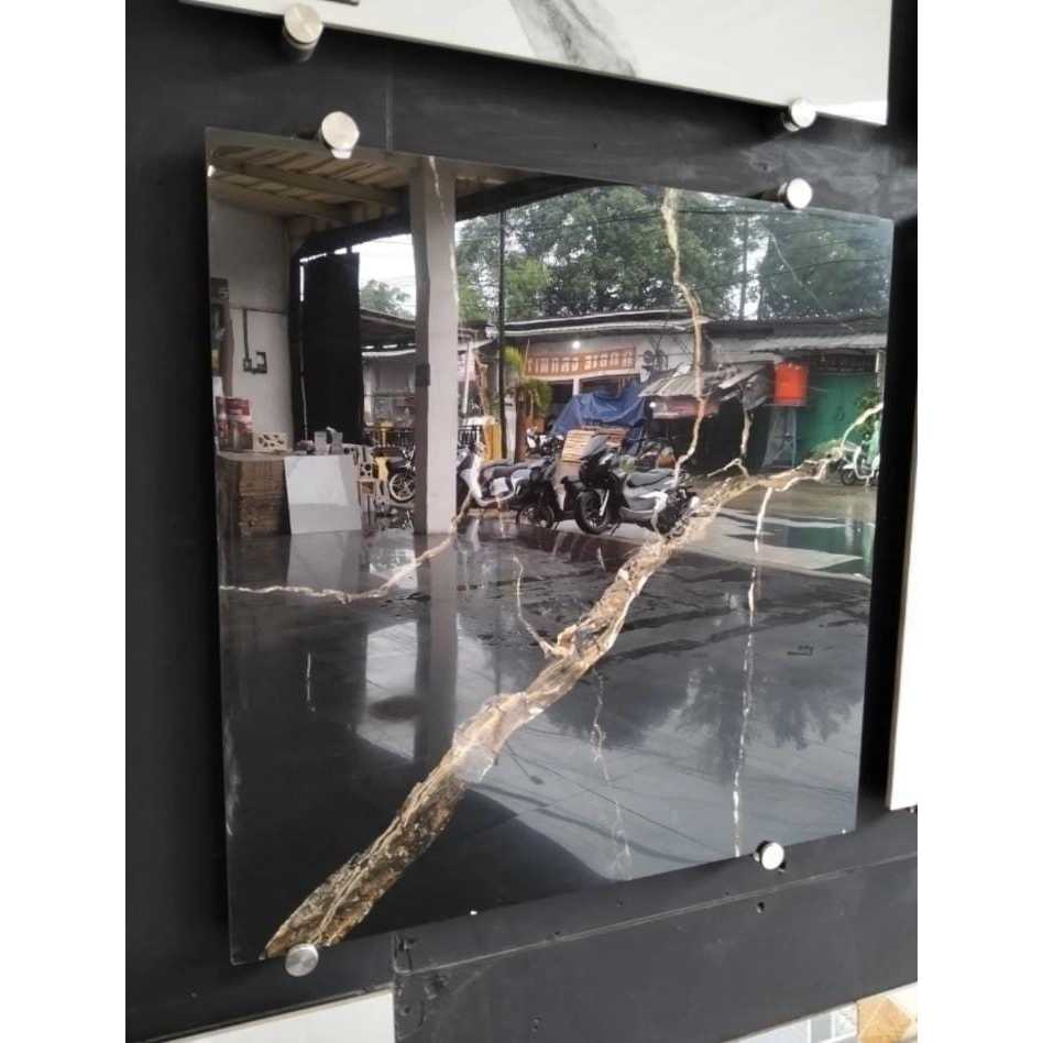 GRANIT LANTAI HITAM CORAK MARMER GLAZE POLISHED UKURAN 60X60 | ARNA ZAMETA BLACK EXP 60X60