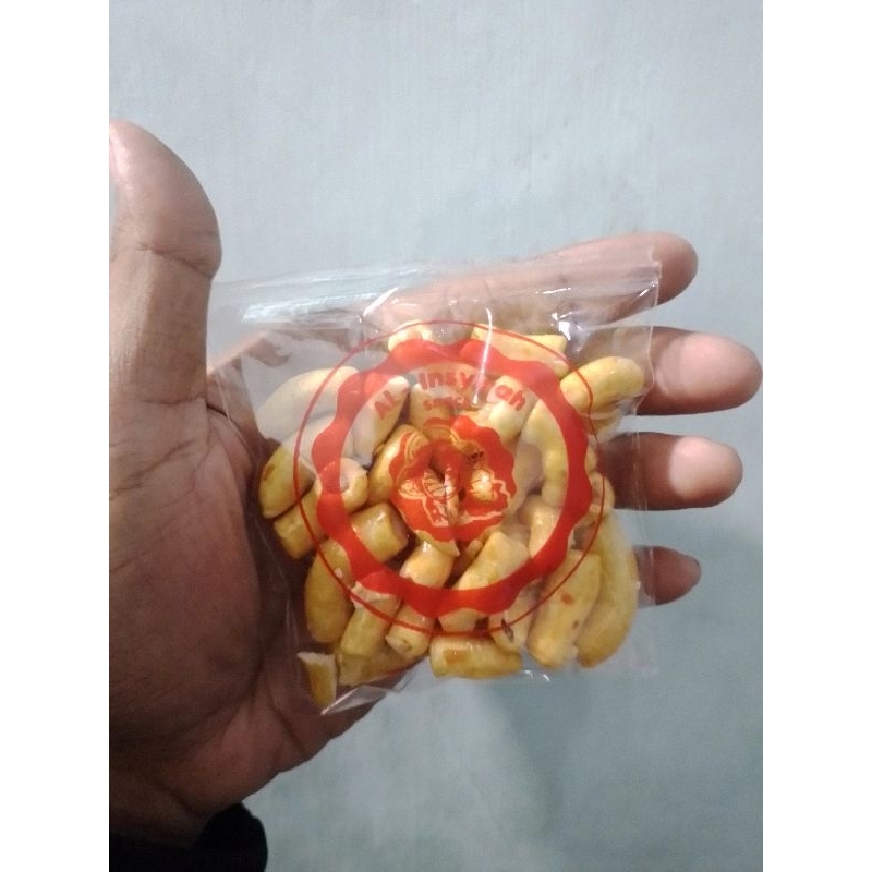 

100 pcs makaroni mini pedas spesial