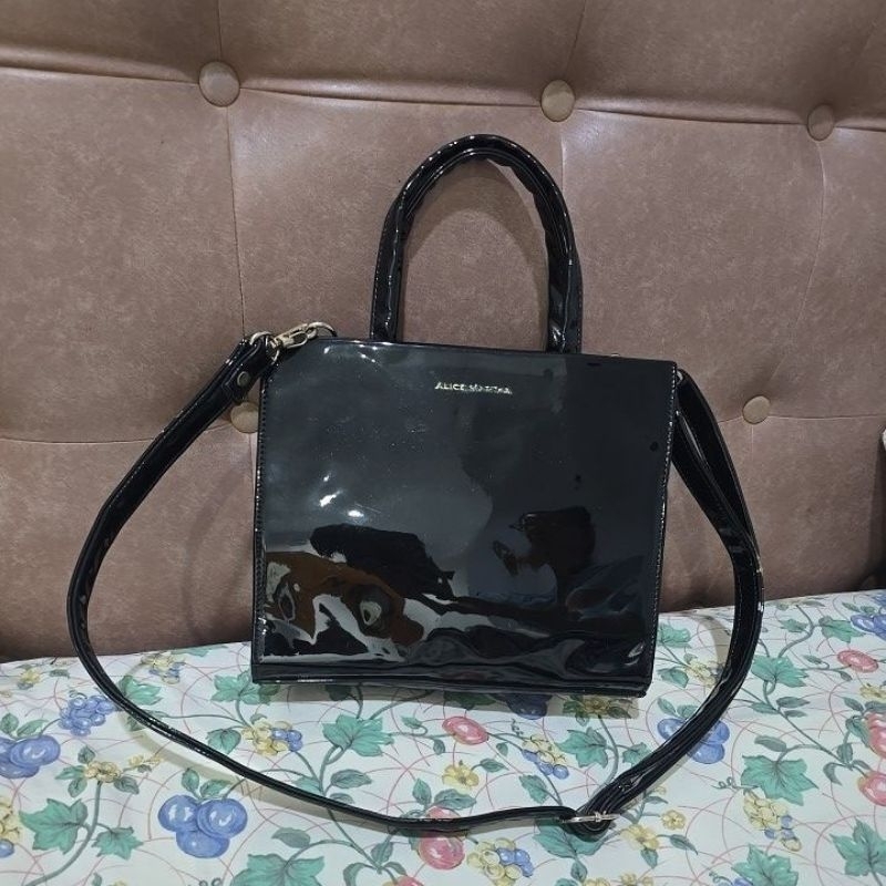 Prelovedbytwins- tas preloved ALICE MARTHA Sling bag-hitam pekat