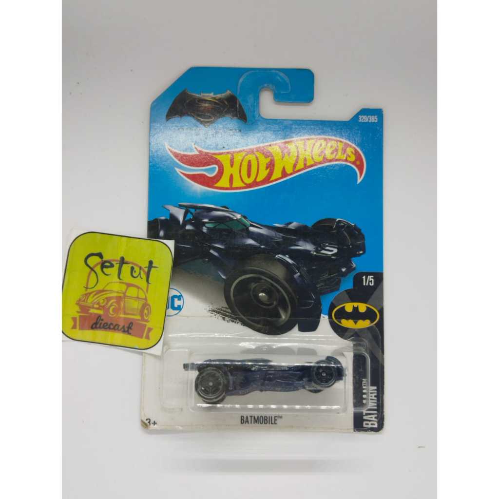 HOT WHEELS HOTWHEELS BATMAN BATMOBILE BATMAN VS SUPERMAN 1/5 HITAM BLACK