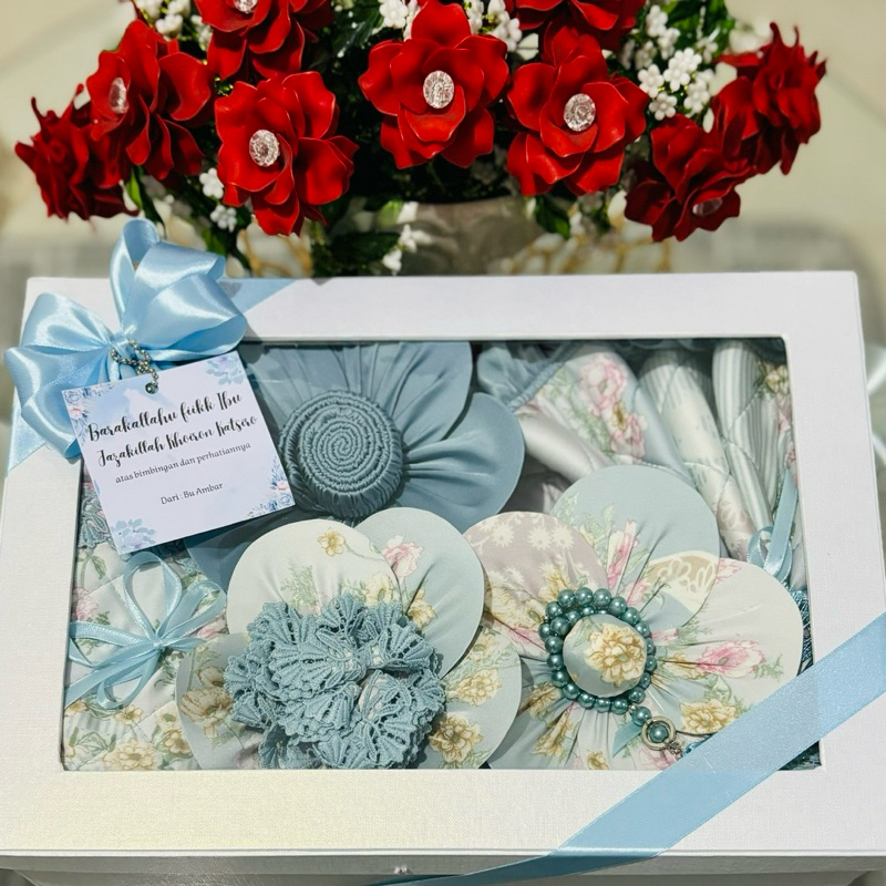 GIFT SPECIAL HAMPERS BOX MUKENA MAISARA PREMIUM