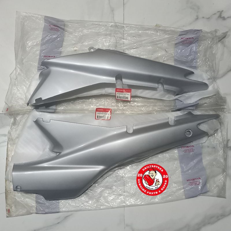 DEK COVER BODI BODY BELAKANG KANAN KIRI SILVER HONDA SUPRA FIT XX X 100 ORIGINAL ORI 64340-KEV-880FM