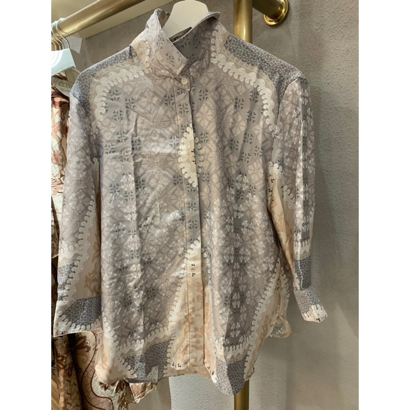 Wearing klamby blouse