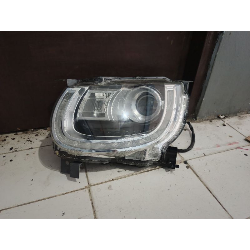 headlamp lampu depan suzuki ignis