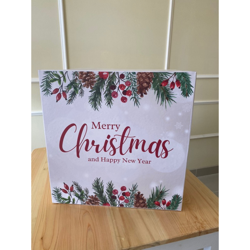

Christmas Box 35x35x26 cm