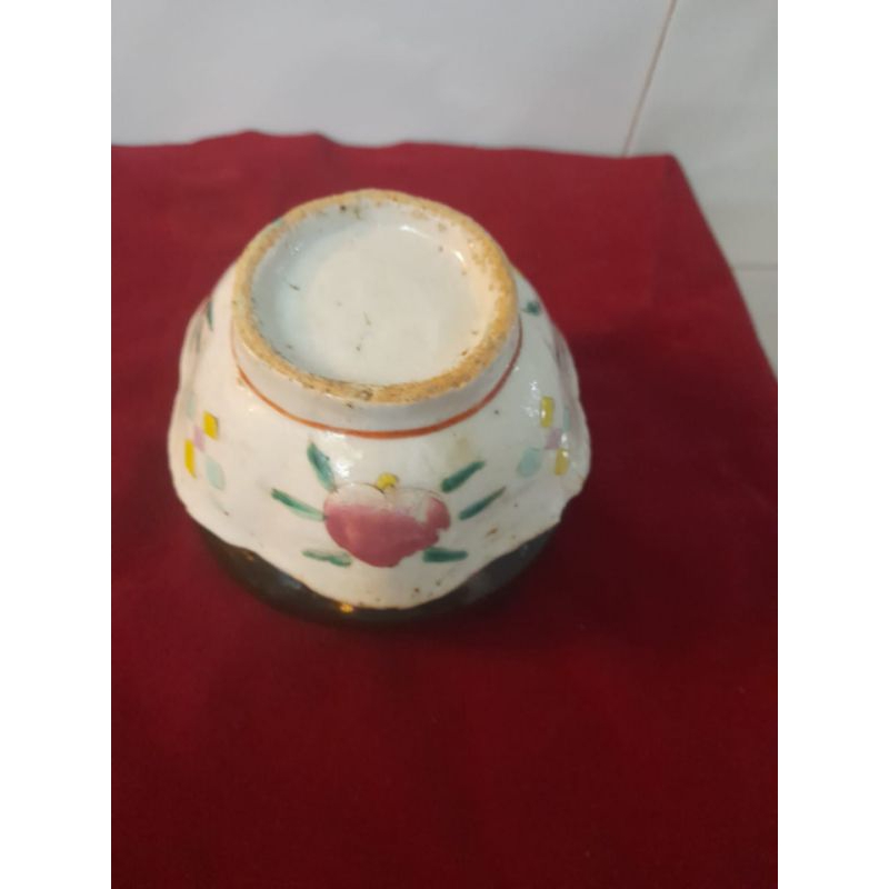 Mangkok Kecil Antik