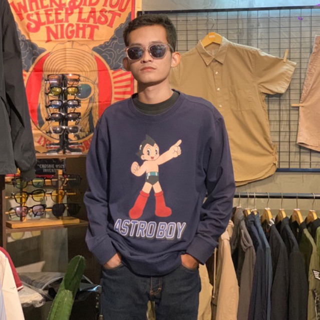 TEZUKA X ASTROBOY GRAPHIC VINTAGE CREWNECK