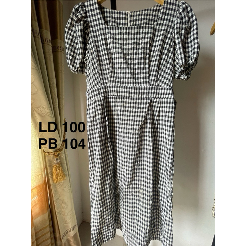 DRESS / PAKAIAN WANITA / KOTAK LENGAN PENDEK