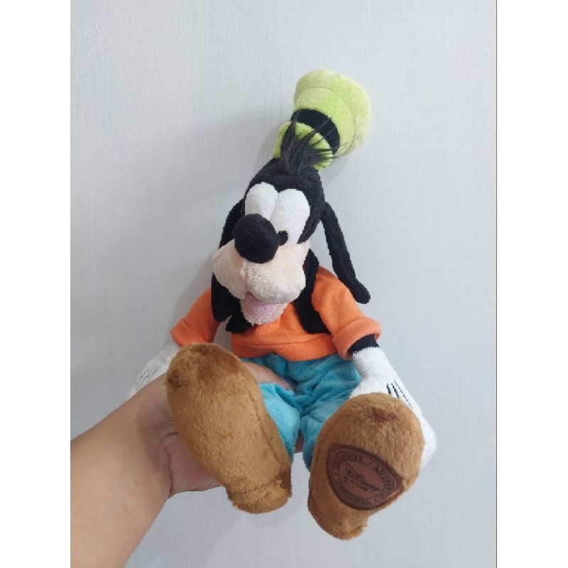 BONEKA GOOFY DISNEY STORE