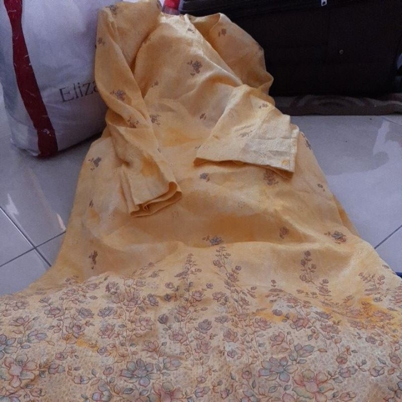 SECOND SET MALAYSIAN DRESS KUNING