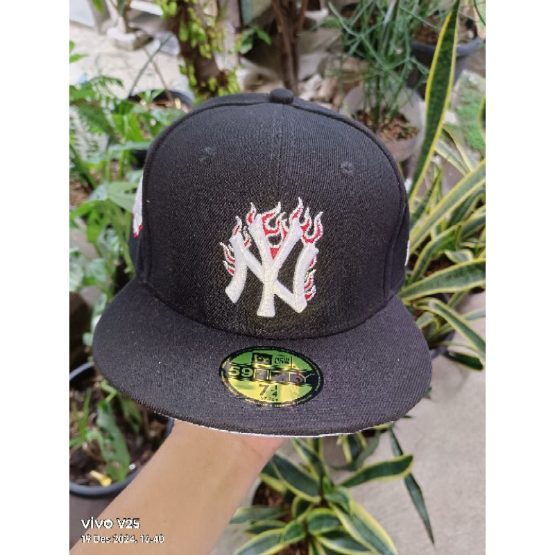 TOPI SNAPBACK NY WORLD SERIES 1996