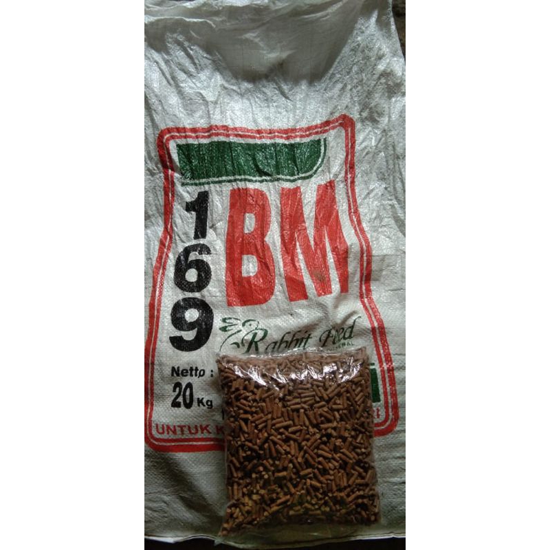 pakan kelinci nutrisi tinggi BM 169/900gr