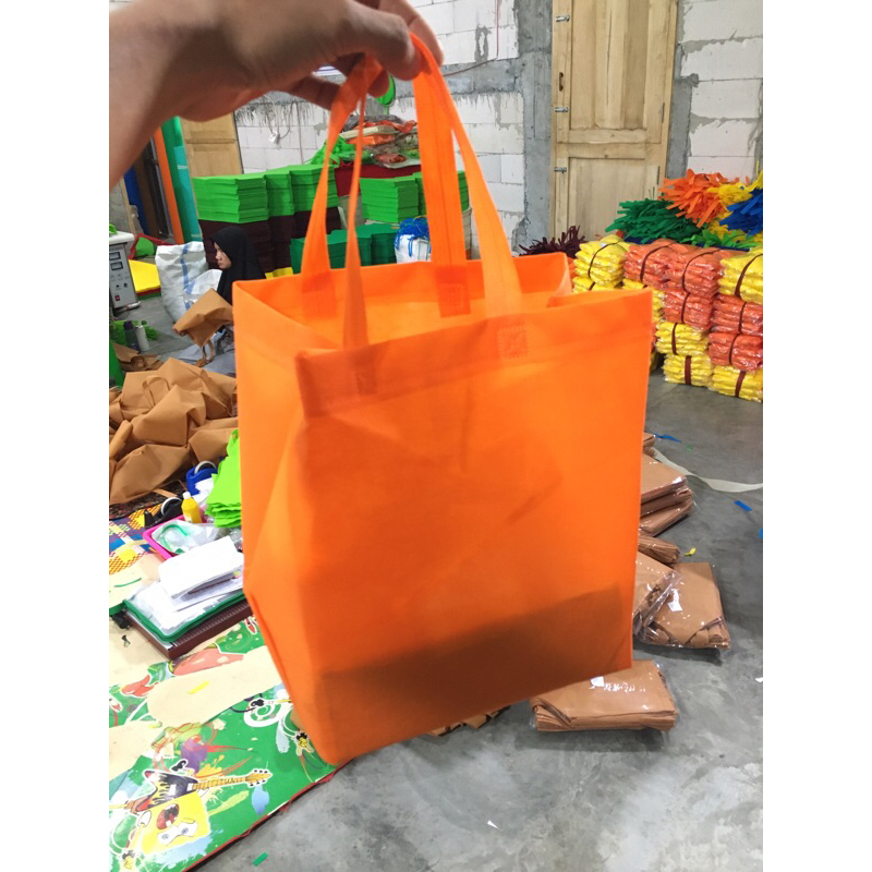 

Tas kain/pres ukuran 22 lipat