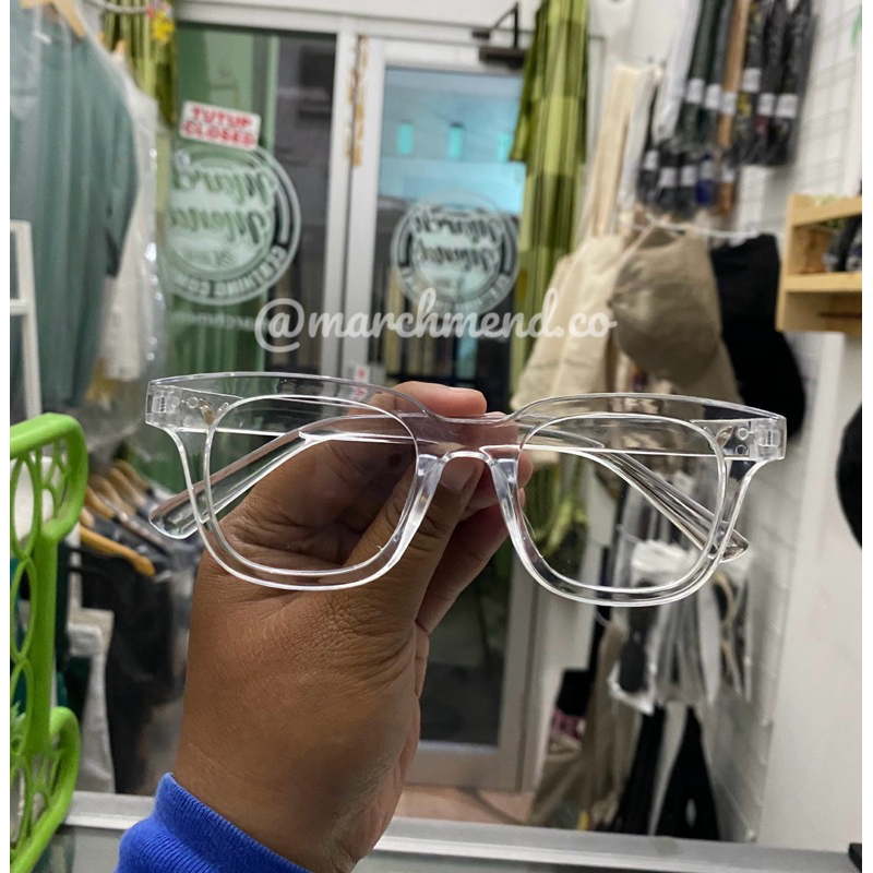 Kacamata Transparan Bening Logo V Frame Clear Sunglasses