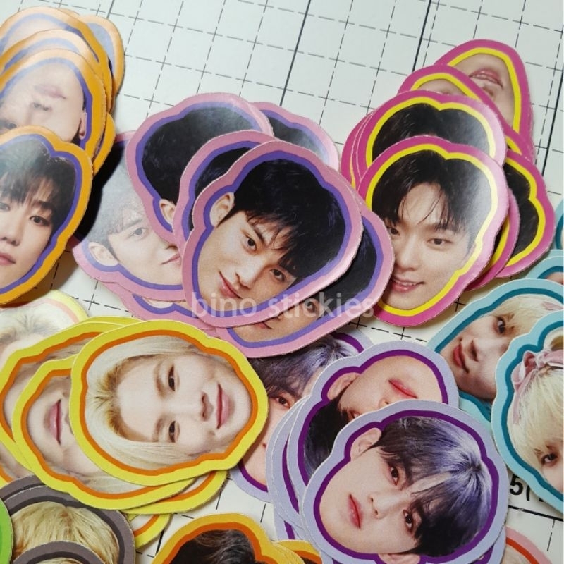 

[isi 26 pcs] Stiker SEVENTEEN bubble head colorful freebies