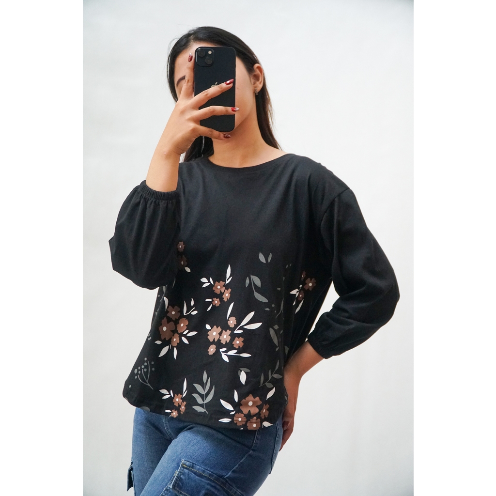 Atasan Kaos Wanita Junee Crop Bunga | Baju Wanita Motif Bunga-Bunga | Kaos Lengan Panjang Kerut