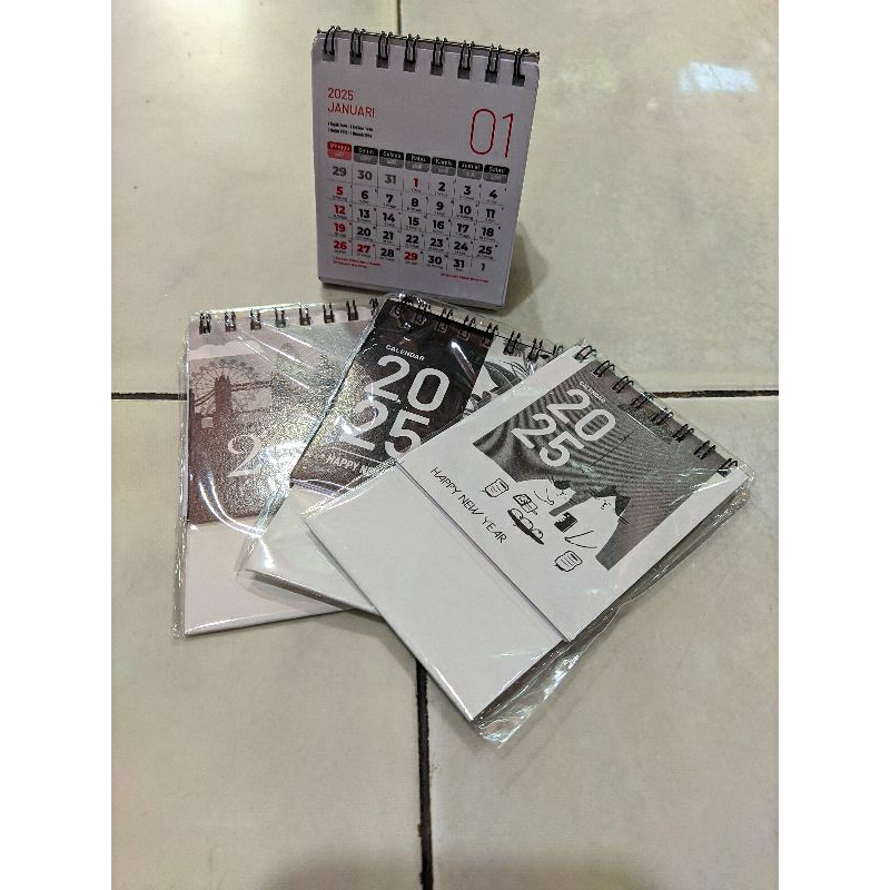 

Kalender Meja Mini 2025