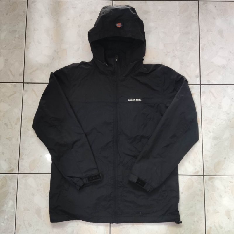 Jaket outdoor waterproof, saku samping, black. hitam dickies