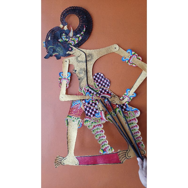 wayang kulit bima badan emas/hitam