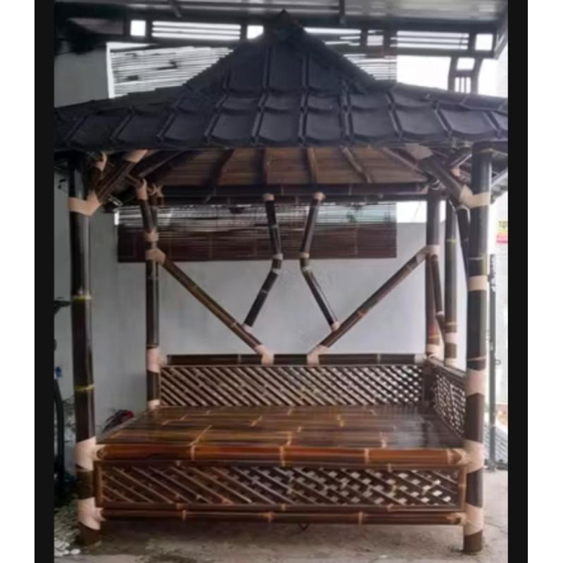 saung bambu gazebo