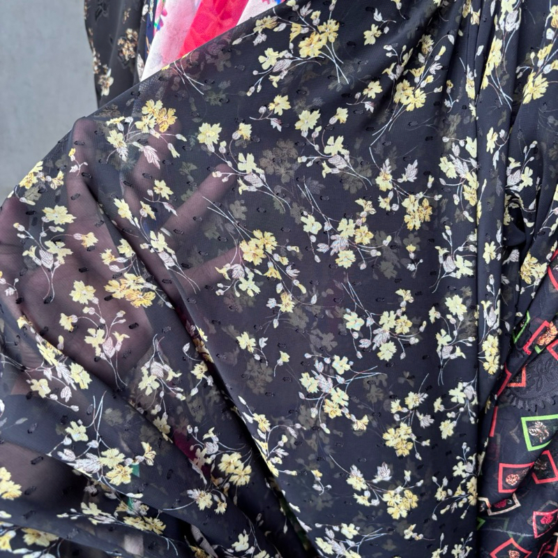 Kain Ceruti Rubiah Premium - kain ceruty uragiri motif bunga - kain motif bunga kecil - kain uragiri