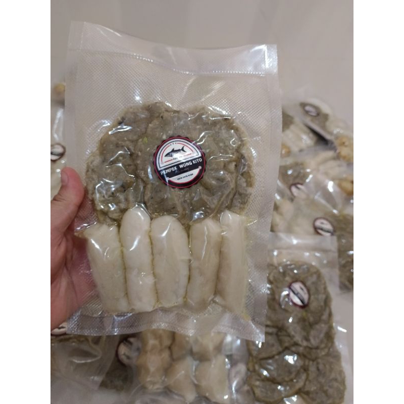 

Pempek Paket E