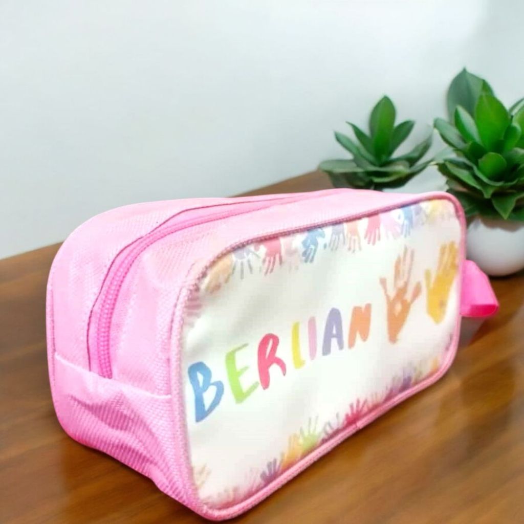 

Tas ultah / Tas ultah anak / Tas ultah anak custom nama / Tas ultah goodie bag / Tas souvenir / Tas souvenir ulang tahun anak / Tempat pensil bahan tas poliester tebal muat banyak